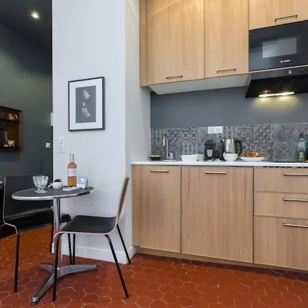 Droite - Bright In The Old Town Apartment *